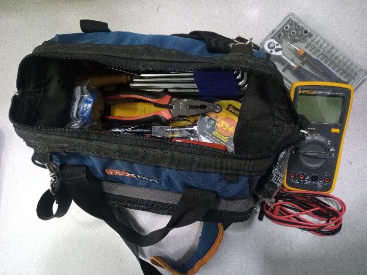 tool bag and tool bag advice on contents