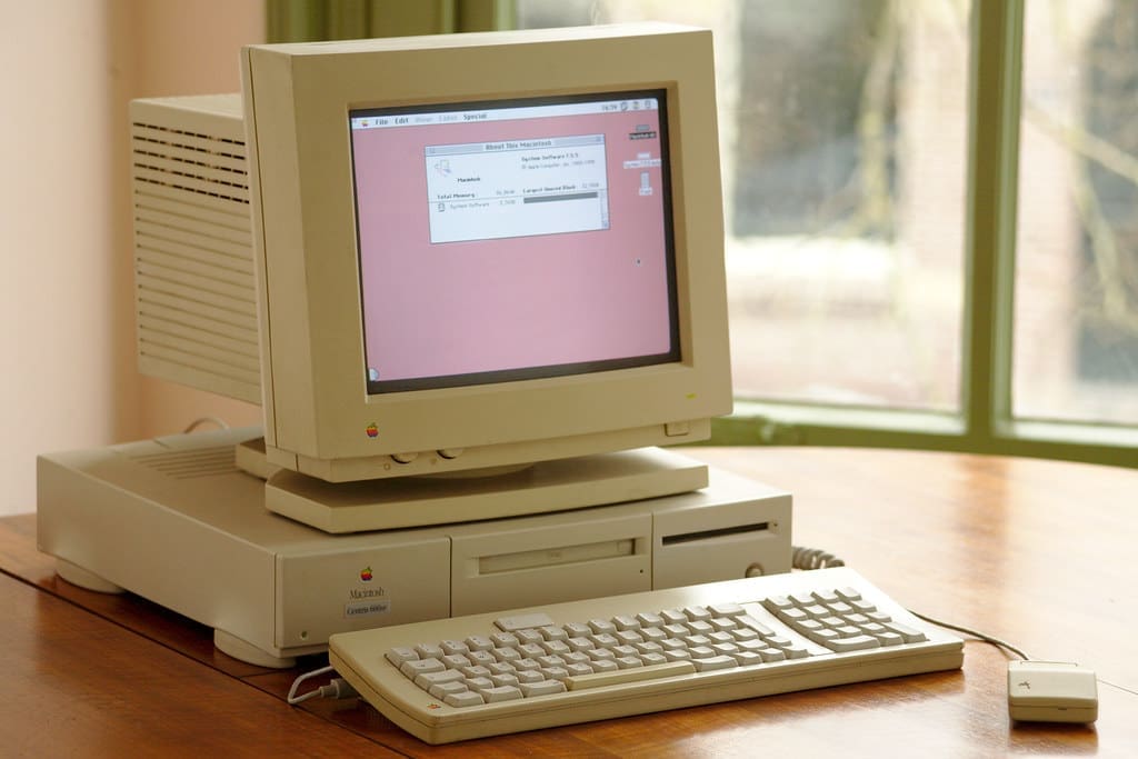 Macintosh Centris 660 AV
